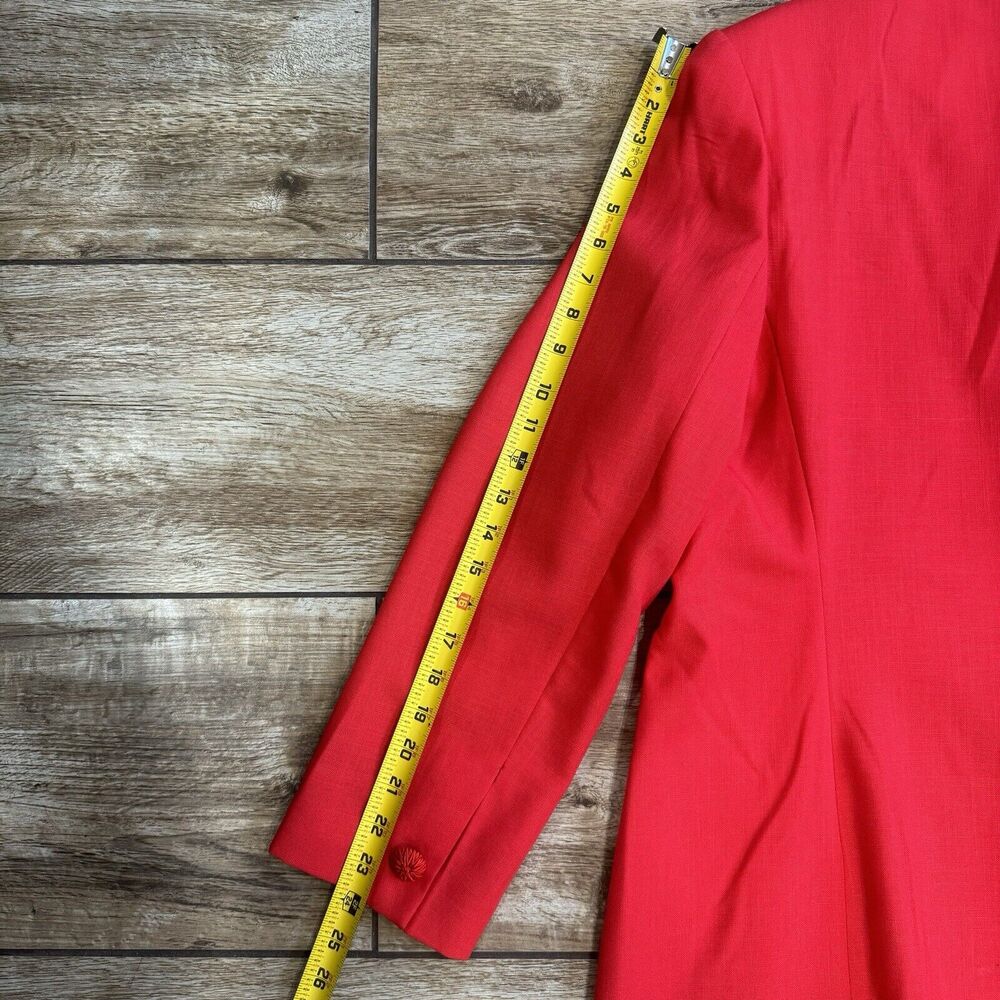 Vintage Red Embroidered Skirt Suit Sz 18 Lined - Picture 11 of 16